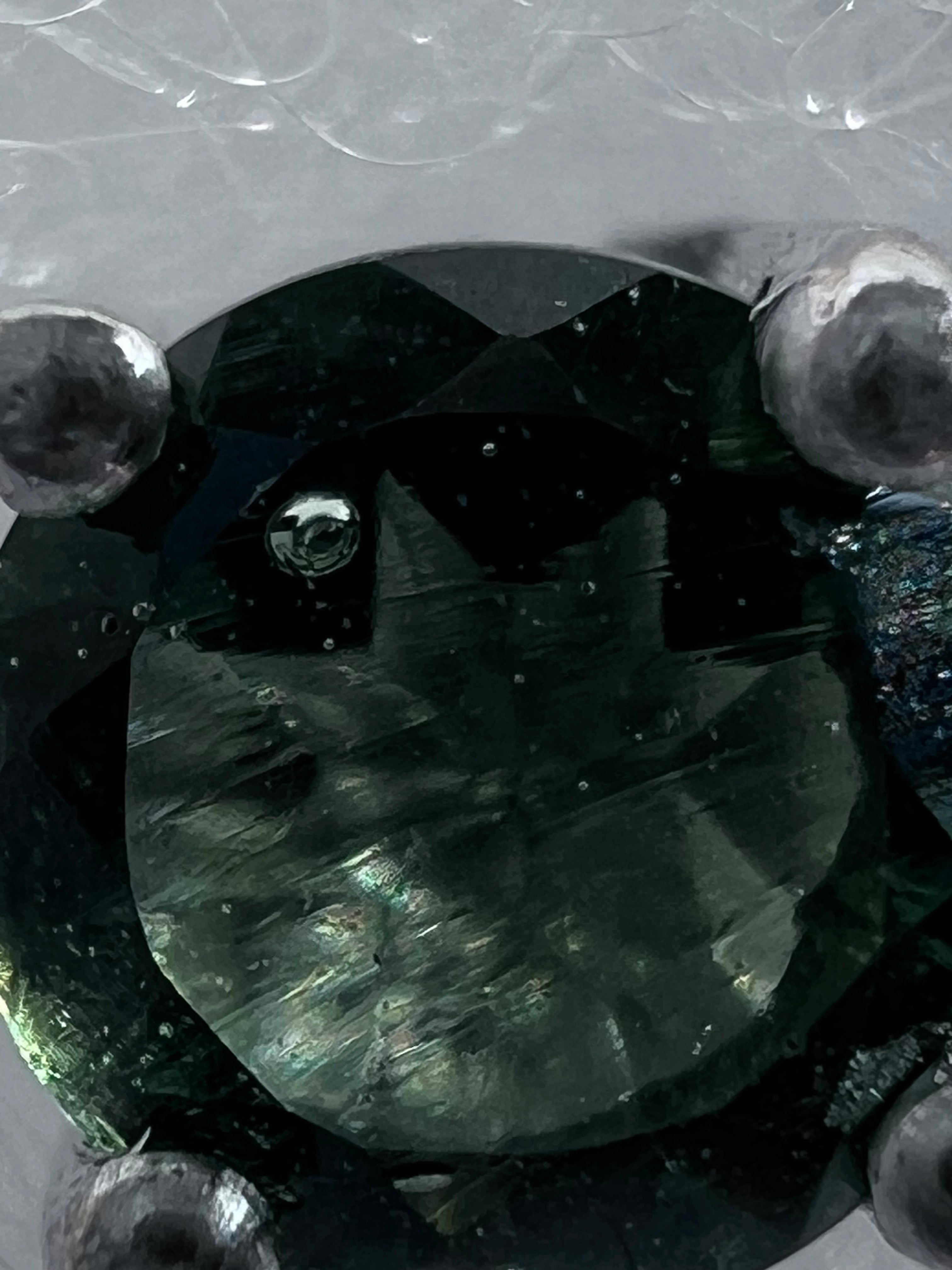 Celestial Vector Moldavite Earrings
Faceted Moldavite · Precision · Elevated Consciousness