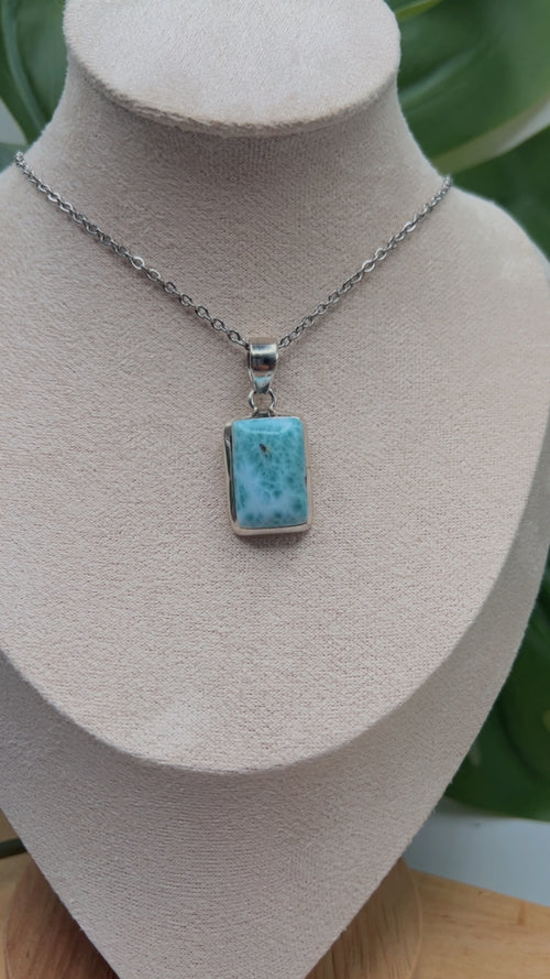 Atlantean Tide Larimar Pendant
Ancient Wisdom · Calm Strength · Soul Flow