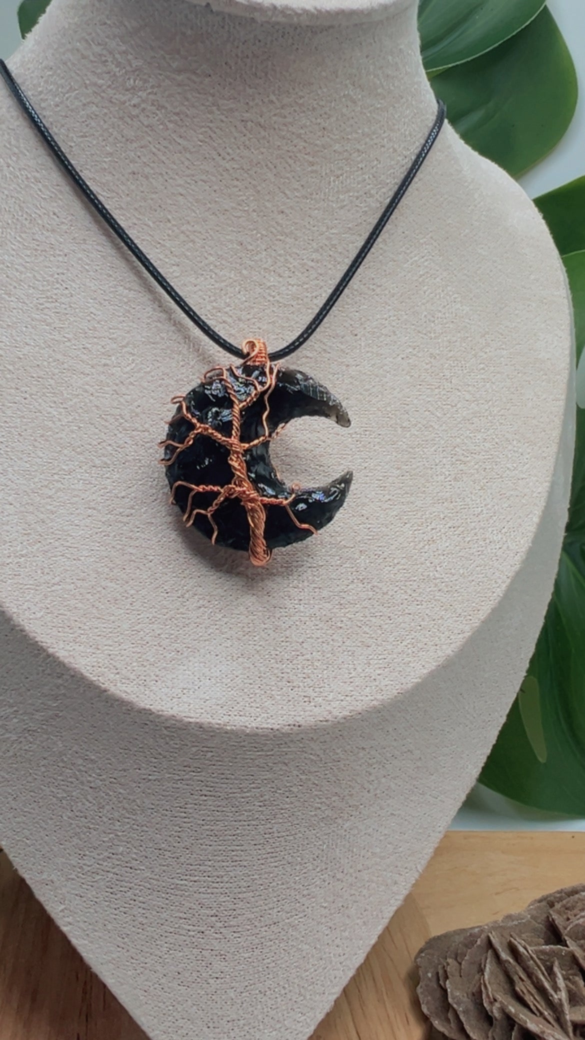 Obsidian Crescent Moon – Tree of Life Necklace
Protection • Grounding • Ancestral Wisdom